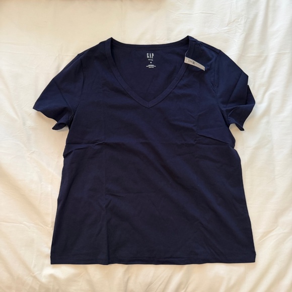Gap BUNDLE 3 Organic Cotton VintageSoft V-Neck T-Shirt - Picture 11 of 15
